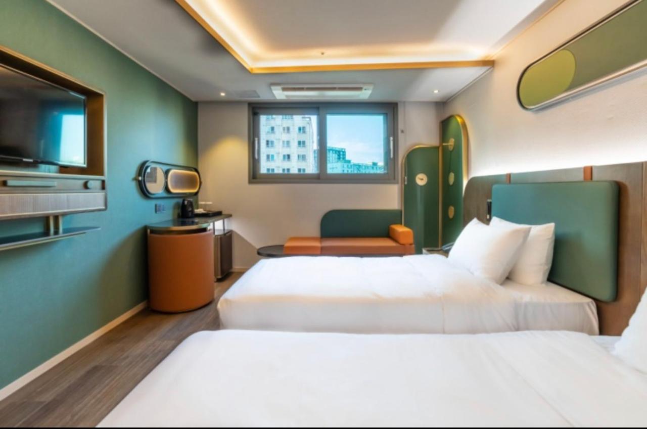 L&L Central Hotel Jeju Ngoại thất bức ảnh